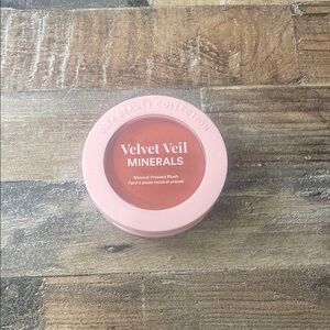 Ulta Beauty Velvet Veil Minerals Blush